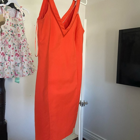 Sexy dress orange trafaluc Zara size USA L can fix size 6 / medium - Picture 2 of 2